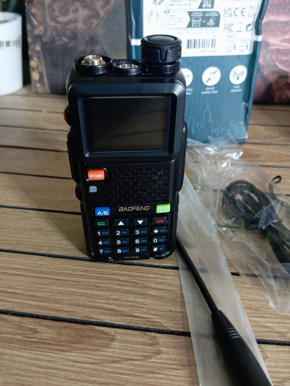 جهاز لاسلكي Baofeng UV-5RH PRO أو UV-5RM يتميز بقدرة إرسال عالية تصل إلى 10 واط.يحتوي على شاشة ملونة مقاس 1.77 بوصة ويدعم نطاقات تردد متعددة بما في ذلك VHF، UHF، ونطاق الطيران، بالإضافة إلى راديو FM.يشتمل الجهاز على وظائف GPS و APRS مدمجة لمشاركة الموقع وتتبعه في الوقت الفعلي.يتضمن الجهاز بطارية بسعة 3500 مللي أمبير ومنفذ شحن Type-C لسهولة الشحن
السعر 15 الف


**إذا كنت صاحب هذا الإعلان وتريد حذفه لأي سبب، رجاءا أرسل رسالة إلى الدعم الفني**