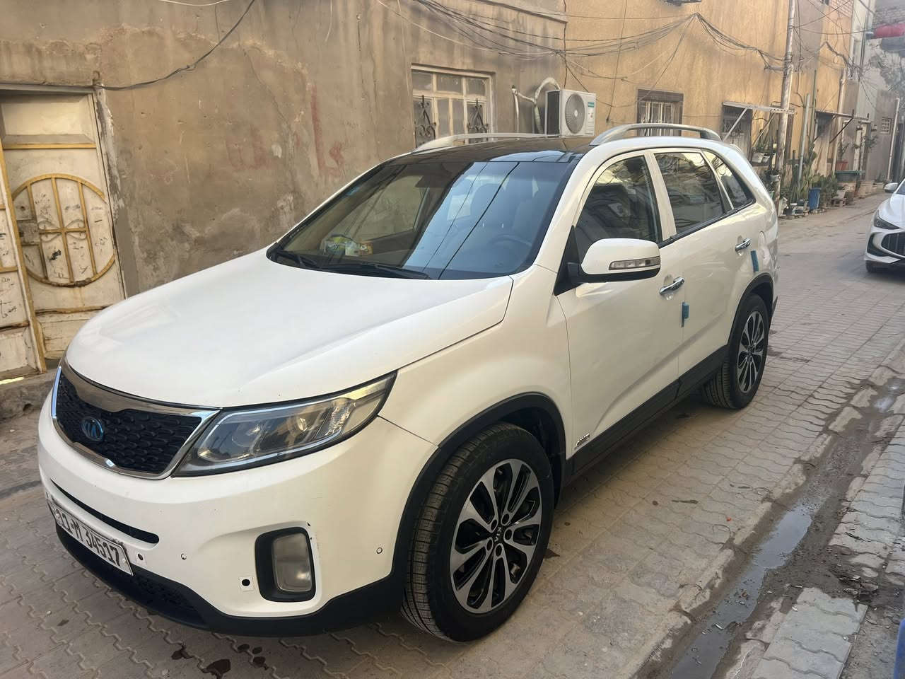 كيا سورنتو  موديل 2014
3 قطع تبريد 

كهربائيات كلها شغاله 

تخم تاير 

السياره خير من الله 

محرك وكير كفاله 

السعر 175 $ 

وبيها مجال للشراي 

محرك 6 V

فور ويل 

***********
