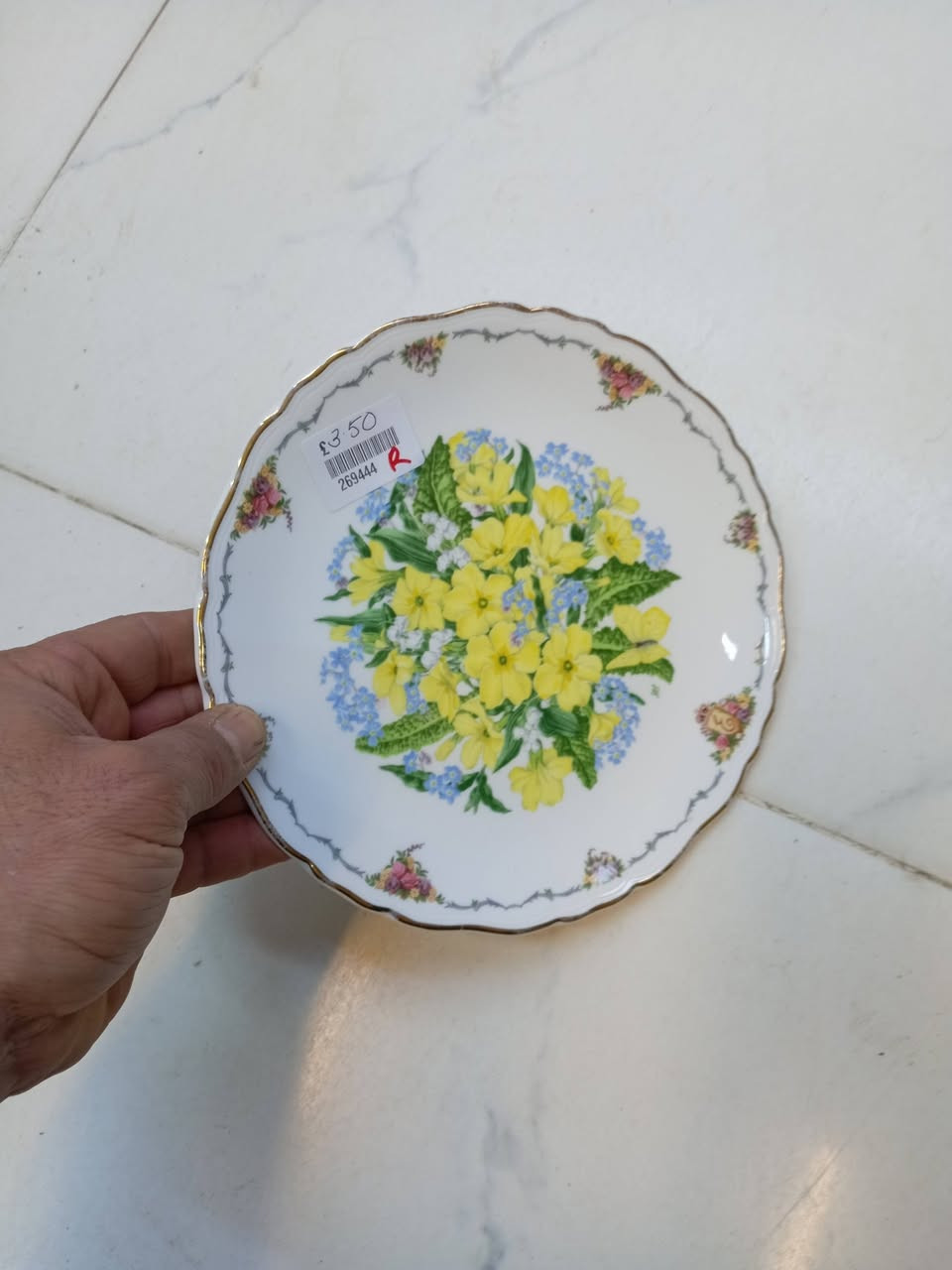 عنوان ديوانية سوك البالات محل ماجد يوجد توصيل ***********
