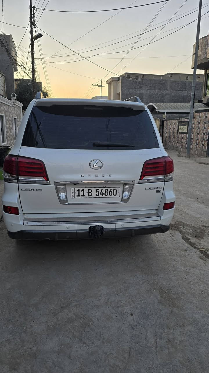 سلام عليكم لكزز 2014 للبيع سبورت فول الفول مواصفات ميحتاج اسولف عن مواصفات سونار مرفق مع الصور  سعره 395 اذا اكو مراوس ابجيب 23 مكان السياره بابل
للاستفسار 
***********
