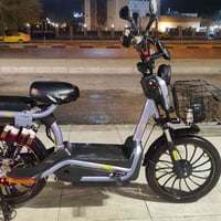 ماطور شحن للبيع كله شغال نضيف حيل سعرو 300 متواجد ع رقم فقط 0773124856...