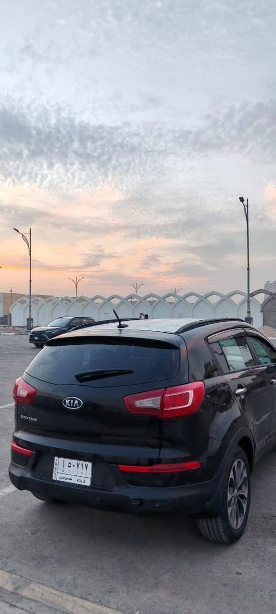 سبورتج مديل ١٢ محرك ٢٤٠٠ دوش مفتوح
أمريكي جاملغ وبنيد رقم كربلاء تحويل مباشر 
السعر ١١٥ 
#مستعجل ع البيع ***********
