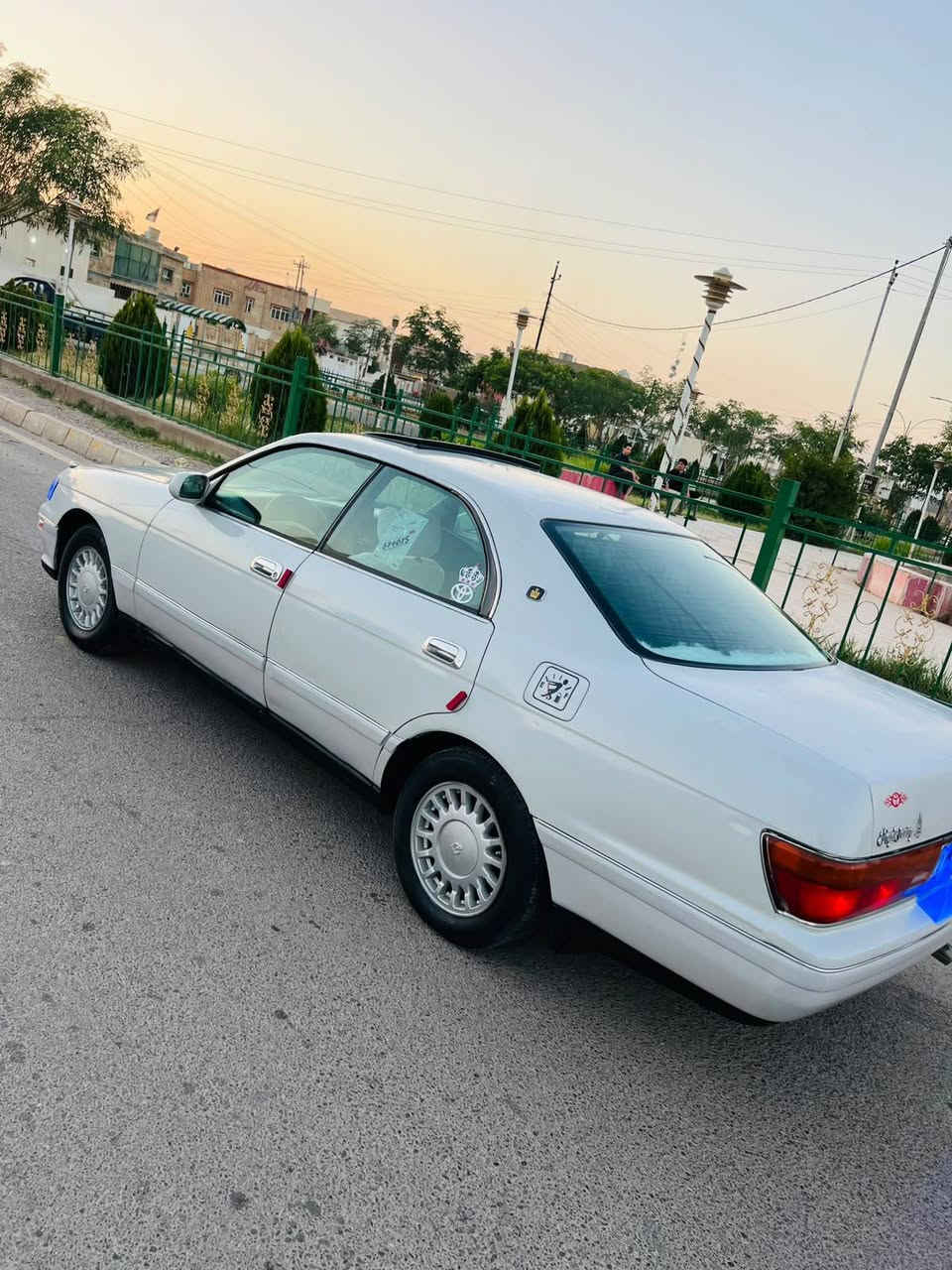 ‏بطة موديل 94 رقم كركوك إنجليزي سنوية ال29 كيرو محرك شرط مكفوله من الكص والظربه بيه قطيتين رش بدون داخل السياره جديده. علا وظع الشركه صدر وتخم تايرات مابيه نغص برغي السعر 62 بيه مجال مكان السياره الشركاط الشراي يتصل *********** المو شراي لاتصل
