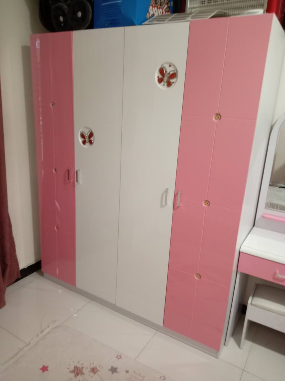 السلام عليكم أغراض للبيع كلش نضيفات
غرفه اطفال٣٥٠
سرير طفل ٧٥
عربه اطفال٤٠
بغداد
***********
