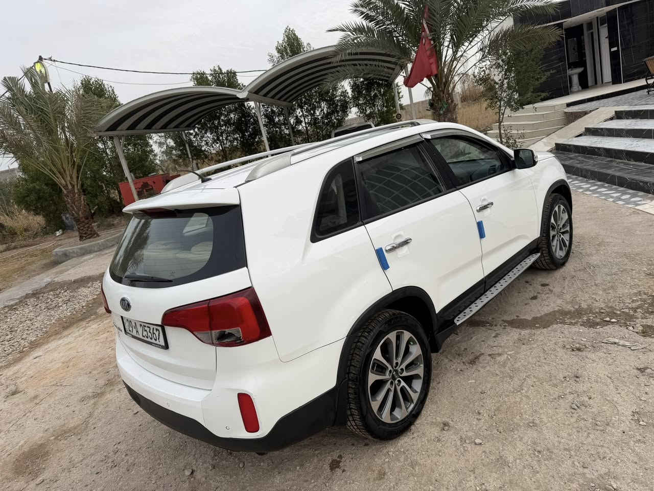 السلام عليكم للبيع السعر163 خليجيه موديل 2014 رقم واسط محرك 4سياره جديده وجاهزه من كلشي عنوان السياره واسط الزبيديه ***********
