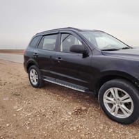 سنتافي • ٢٠٠٩ • اسود