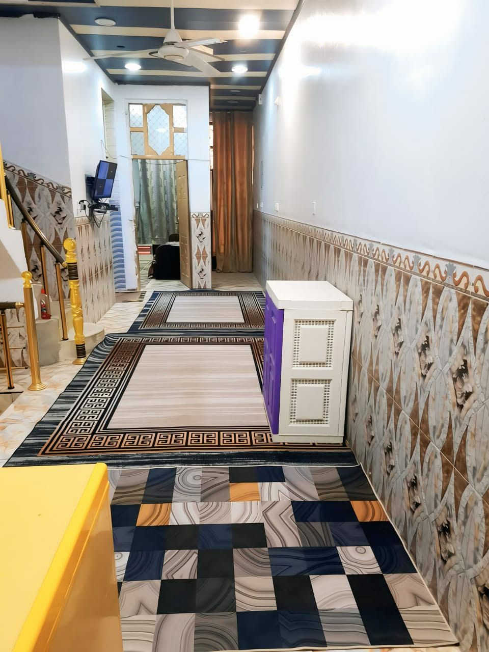 مشتمل طابقين مساحة ١٠٠ متر طابو صرف الموق ابي غرق حي الحسين قرب الظغط
سنة البناء ٢٠١٩
شارع عرضه ٨ متر تبليط اناره مجاري السعر ٨٧ وبي مجال⸻

📞 للتواصل والاستفسار:
***********

🔗 روابط الصفحات:
✨ واتساب:
wa.me/9647803663401

✨ فيسبوك:
https://www.facebook.com/profile.php?id=61558774834157&mibextid=LQQJ4d

✨ انستكرام:
https://www.instagram.com/ameer.witwit24?igsh=anh5eHY1Zjl0Zm42

🌐 مواقع التواصل – أمير وتوت للاستثمار العقاري
