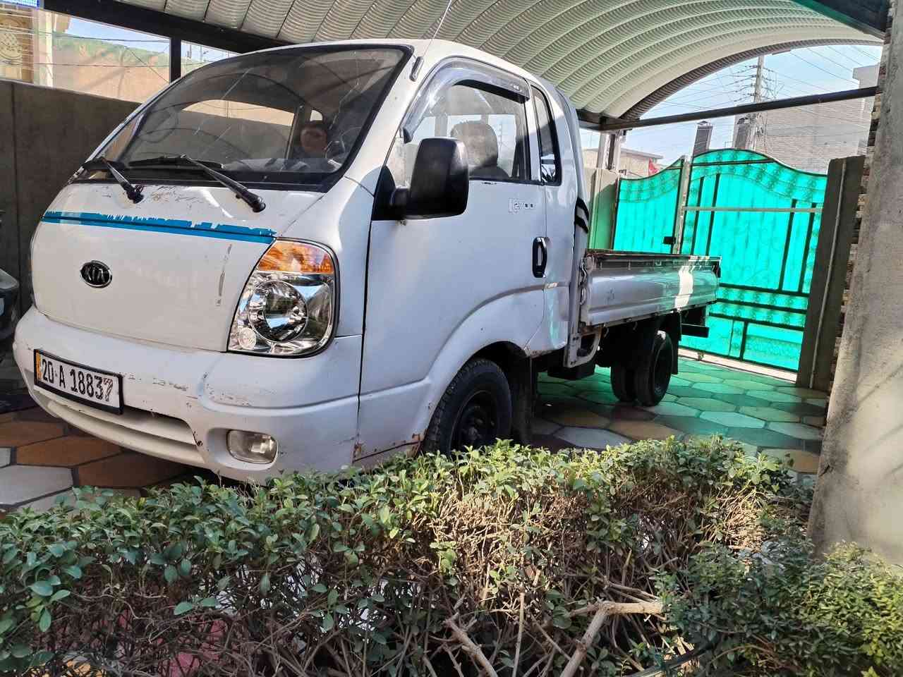 للبيع كيا بنكو ثري موديل 2008 رقم نكليزي 20 هزه جديده تحويل مباشر قماره مكفوله شاصي وميكانيك ايضآ مكفولات تخم تاير سياره جاهزه للعمل مابيه نقص ومعروضه ٨٠ ورقه واي ستفسار 0772 592 7625 ناصر
