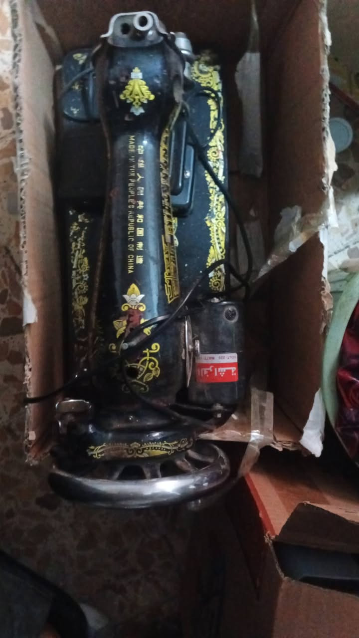 الخلاط ١٥ مكينة الفراشة ٣٠
الفرفوري ومحضره الشاي ٢٠ مكاني الشعب


**إذا كنت صاحب هذا الإعلان وتريد حذفه لأي سبب، رجاءا أرسل رسالة إلى الدعم الفني**