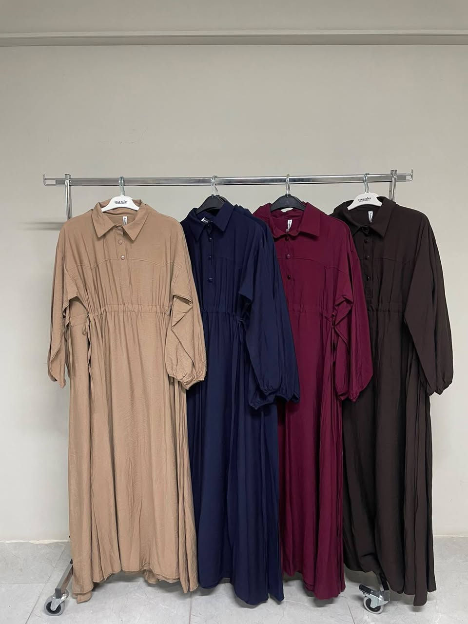 Ezgi elbise
Ayarlanabilir tünel bel
38-40-42-44 beden
İthal Kupra kumaş


**إذا كنت صاحب هذا الإعلان وتريد حذفه لأي سبب، رجاءا أرسل رسالة إلى الدعم الفني**