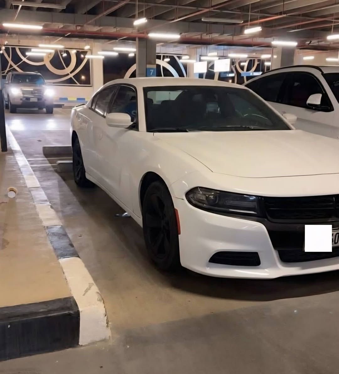 سلام عليكم من رخصة الادمنيه المحترمين دوج جارجر موديل١٩ أدوات مكصوص شغل مضبوط متوم أرقام أنكليزي دولي وسنويه مكينه٦ جديده السياره متوازي على بيعتها سعرها٦٧ وبيها مجال بيع فقط الشراي يتصل مامتواجد كل الوقت عالنت ***********
