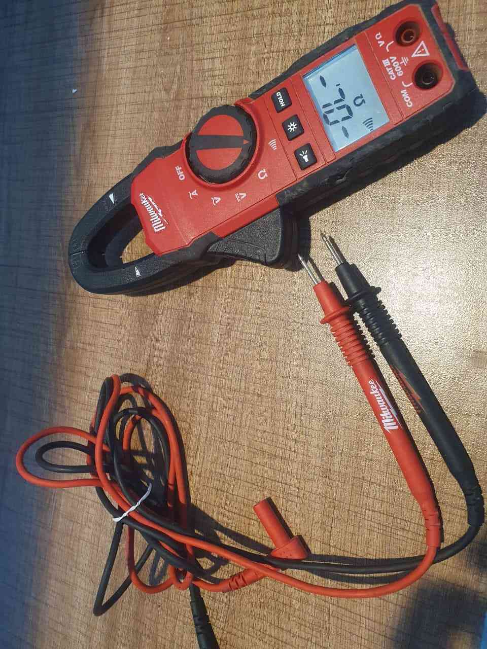 كلاب ميتر ميلواكي مستخدم 
سعره 125 الف 
***********
