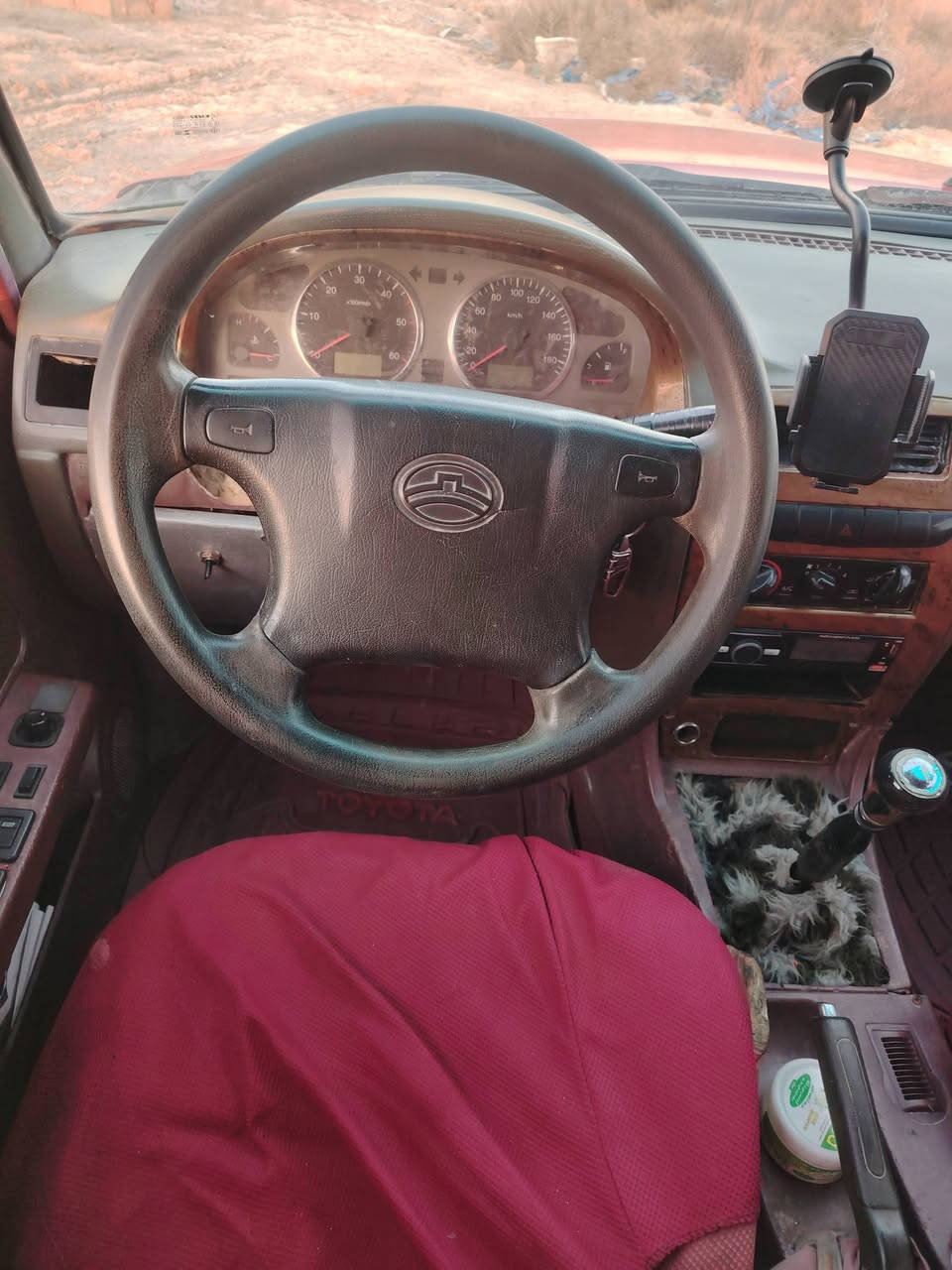 سلام عليكم دير موديل 2011 رقم انكليزي قاسيه بسمي 30 كير محرك نضيفات مصبوغه عام بيه ضربه جيه اساق سعر 35 تصال ***********
