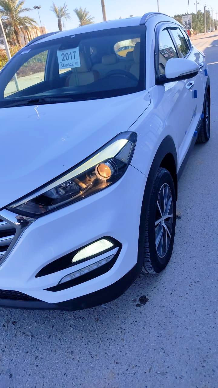 السلام عليكم ورحمه الله
توكسان موديل 2017 ماشيه 88
رقم نجف السنويه لغايه 2027 
كفاله عامه عدا كرت بالبنيد وكرت جنطه
والباقي كفاله من فتح وضربه وتبديل 
تبريد قطعتين
تحكم دواخل صاج محرك 2000 كفاله 
كير كفاله تخم تاير كاميرا شاشه 
حداديه خير من الله هزه جديده 
السعر 170 مع المجال العنوان النجف
كوفه اتصال او مراسله واتساب فقط 
***********
