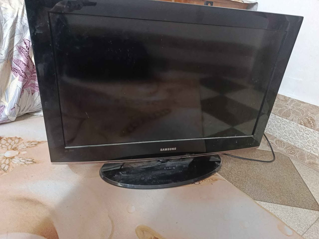 هاي شاشه سامسونك  قياس 32   جانت تشتغل فجاه نطفت  هسه انوب شغلتها طلع خطوط   سعرها 50 وبيها مجال بسيط للشراي النجف, العراق


**إذا كنت صاحب هذا الإعلان وتريد حذفه لأي سبب، رجاءا أرسل رسالة إلى الدعم الفني**