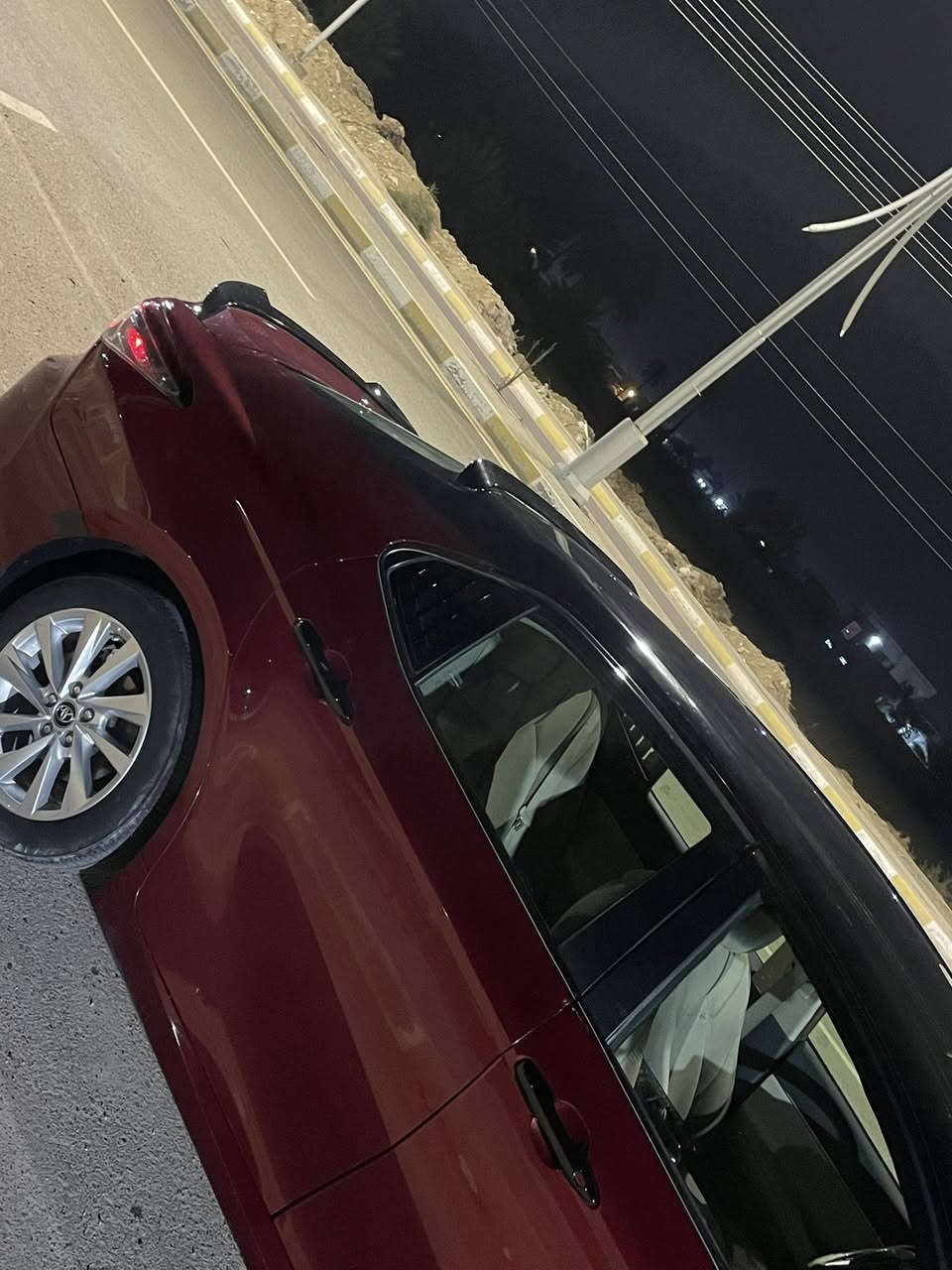 سلام عليكم للبيع
كامري هايبرد 2022 le 
رقم بغداد بأسمي ماشيه 152 كيلو 
حادث فقط قماره والباقي كله مكفول 
للاستسفسار ***********واتساب 
***********
سعر 155 وبيه مجال
