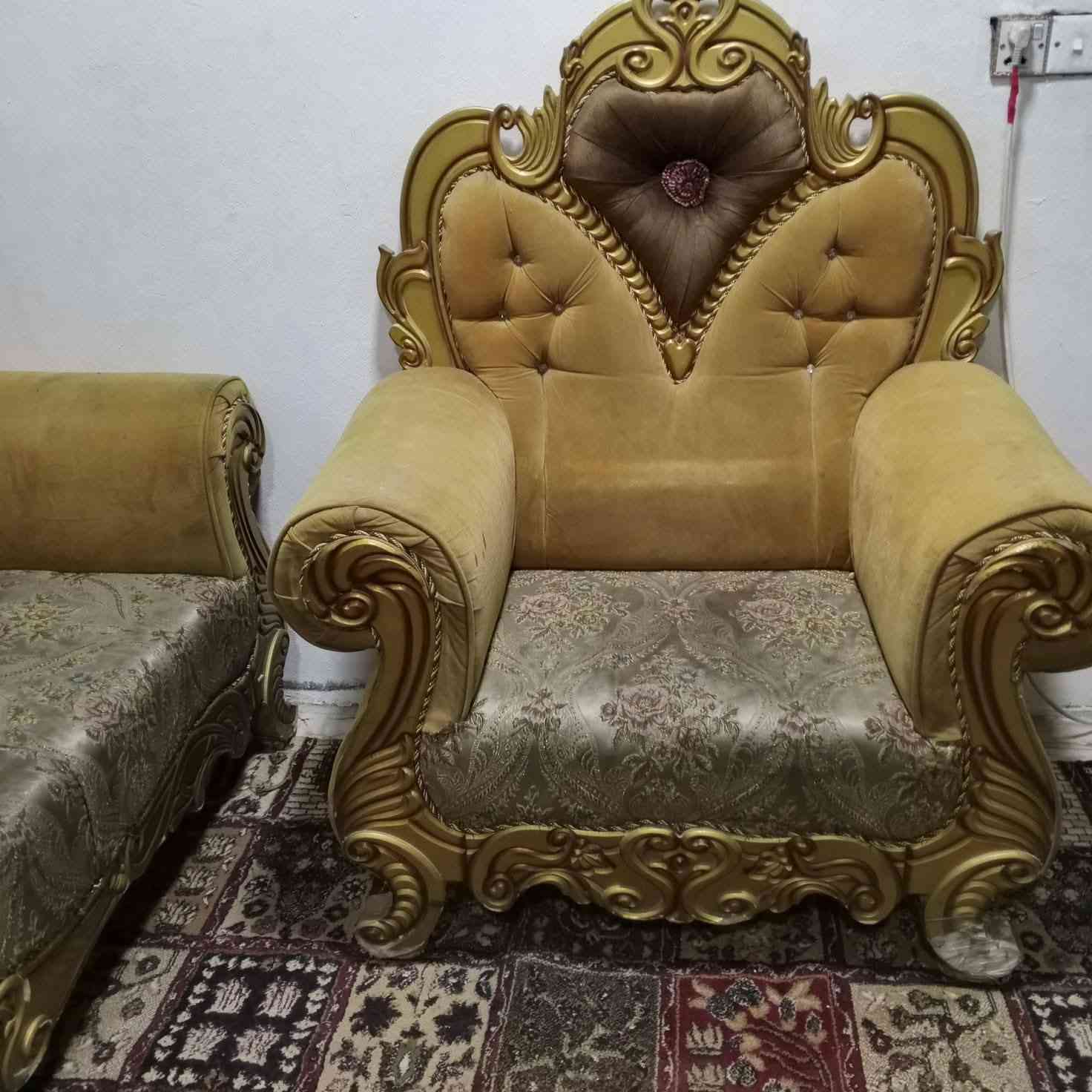 مكلفه بنشر والي عنده غراض بيت البيع ابيعهن اله بعموله دزوهن خاص 
البيع تخم ملكي حطاطه نضيف ومابيه أي ضرر السعر 250 شراي يتصل ع رقم مكانهم بعقوبه الحديد ***********
