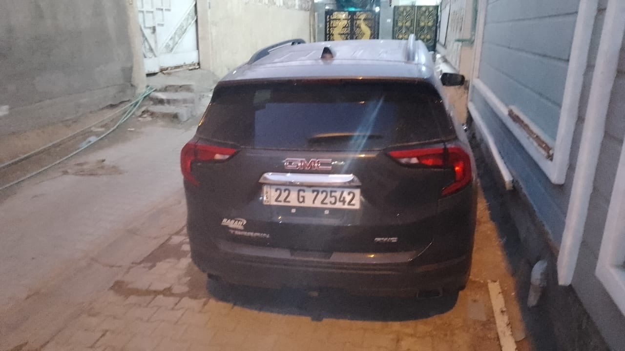 جمسي تيران 2020
ماشيه55000
السعر 180
لون اسمنتي 
