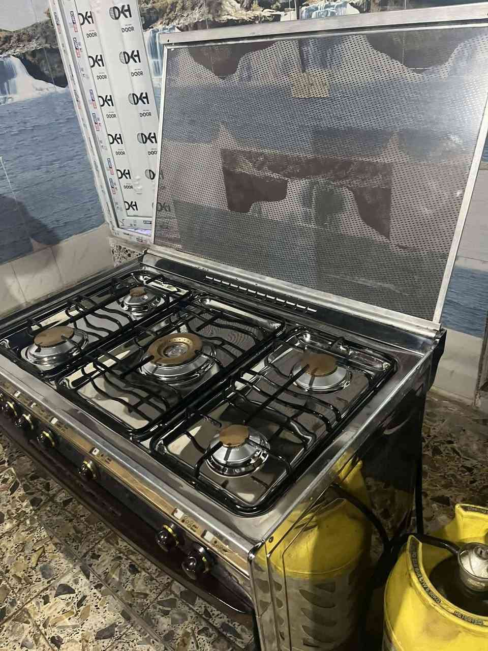 طباخ كريازي مصري نضام بوري قياسه 60 في 90 
سعر 275. العنوان بغداد 
رقم الهاتف *********** وبي واتساب
