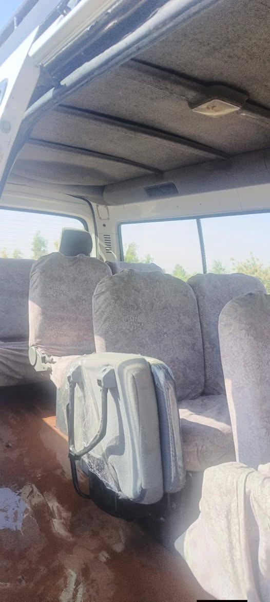 شلونكم شباب عندي هاي فتون موديل2015  سياره جاهزه وكفالة كير  محرك اكسل شواصي  كهربائياات كامله مكمله كبل للشارع السياره موصليه سنويه بدل ضائع رقم الماني مكانها ديالى سعرها 33 وبيها مجال شي قليل اتصل وبيك خير وتدلل ***********
