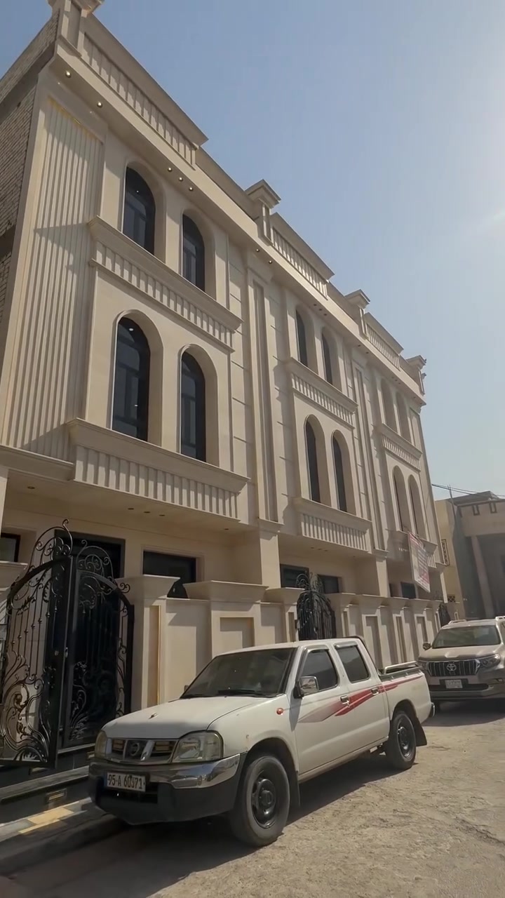 #للبيع في السيدية مربع التصنيع 
من افضل المربعات العادئة في منطقة السيدية
 #تون عدد 3
 50m واجها 4m
يحتوي كل من العقار 3 غرف نوم 
صالة مطبخ خدمات 
الواجها مرمر 
ارضيةمرمر
حمامات لوح درجة أولى 
درج مرمر
بيوت زيرو 2026
للاستفسار اكثر الاتصال على الارقام الموجودة
***********اتصال 
*********** واتساب

