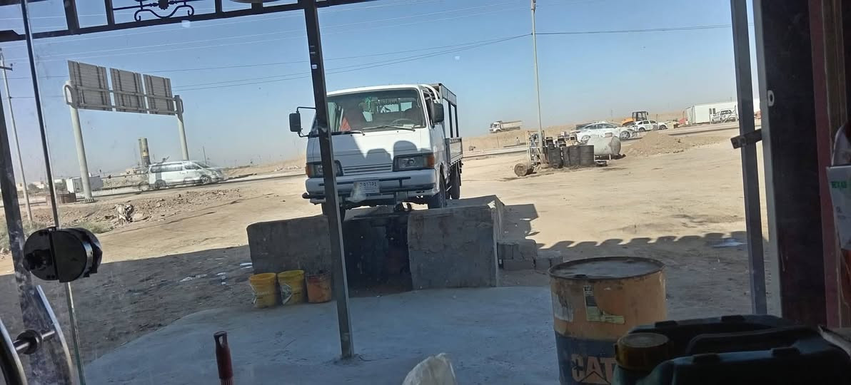 السلام عليكم للبيع كيه بنكو موديل 94 رقم بغداد مشروع وطني تحويل ثاني يوم سيارة جاهزه ماعايزه شي مصبوغه للجماليه المكان ميسان ولستفسار لاتصال على هذا الرقم ***********
