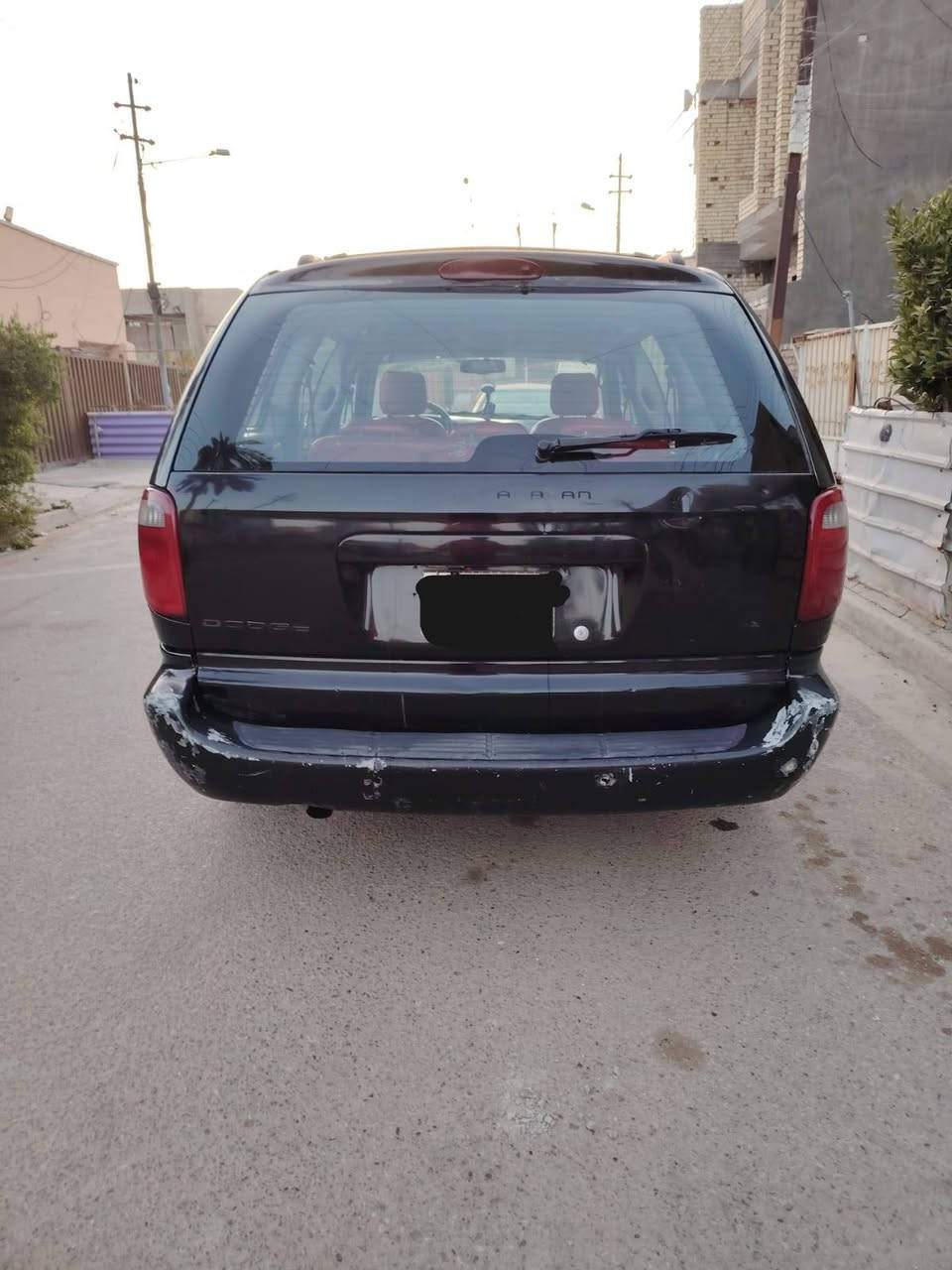 السلام عليكم دووج كرفان موديل 2006 لون اسود محرك 3800 الطويلة كشنات سياحي بلع تبريد ثلاث قطع تخم تاير كير + محرك خير من الله جراد بسيط بنيد + قمارة رقم بغداد الماني سعر 68 ورقة وبيه مجال بسيط للاستفسار اكثر الاتصال على الرقم ***********
