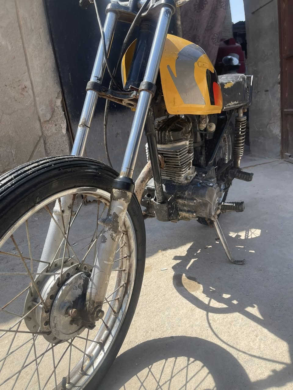 للبيع يراني نيرجي ما بيه صوت نضيفه حلوه ما ناقصه شي سعر ٣٥٠ بيه مجال قليل مكان بصره ابو الخصيب العوجه ***********
