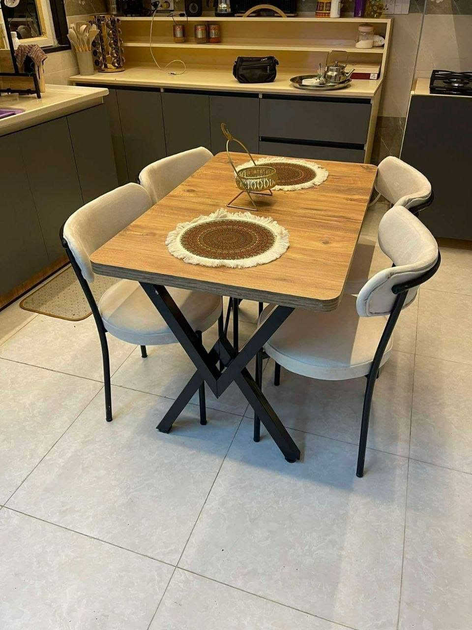 توفر من جديد لكثرة الطلب عليه
ميز طعام تركي 4 كرسي
الابعاد ::-
 110 x 70 cm 

السعــــــر  175 الف


**إذا كنت صاحب هذا الإعلان وتريد حذفه لأي سبب، رجاءا أرسل رسالة إلى الدعم الفني**