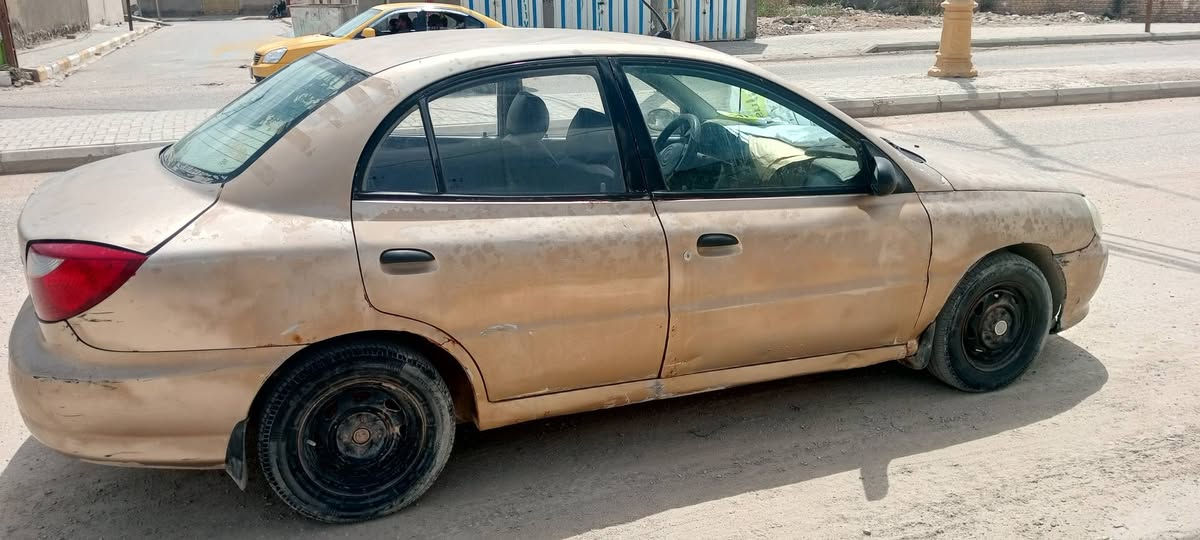 كيا ريو 2002 
اوتوماتيك
ارقام انكليزي وسنوية لغاية 2030
السيارة جاهزة 
تبريد شغال

السعر  37 مع المجال البسيط 
للتواصل 
***********
***********
