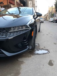 K5 2022 امريكي حادث بسيط جدا تبديل جاملغ امامي ايمن فقط باقي السيارة ب...