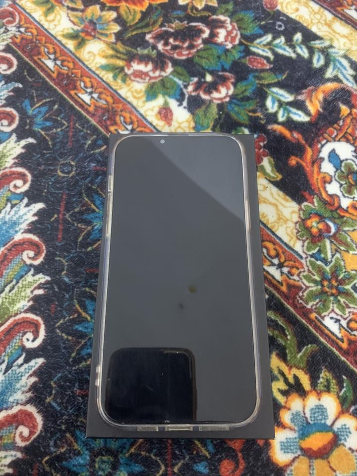 السلام عليكم ؛ ايفون 13 برو ماكس ذاكره 256 ممبدل بي اي شي مكفول وتر برو للبيع سعره 750 بي مجال بسيط مكاني بغداد ***********
