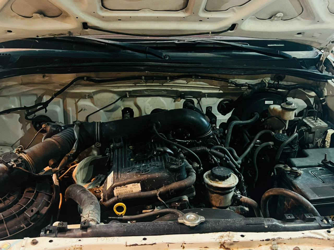 السلام عليكم البيع بيكم افلونزه موديل 2010 كير عادي بيه تجيه خفيفه رقم ميسان انكيلزي حداديه تايرات جاهزه دوشه جاهزه من كلشي رقم الهاتف *********** مكاني بصره السعر 110 وبيه مجال
