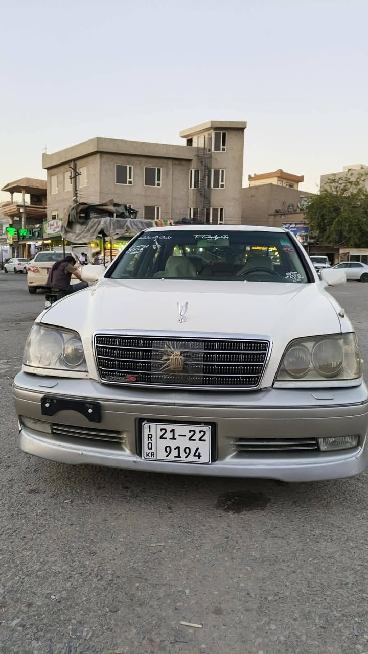 مەلیکە موس d4 171
مەکینە بچوک
دو دوگمەی پەردە
ناو زەرد داشبورد نەجەف
نمونەیە لە جوانی 
ئەشیای ناو سنوقی کامل تیایە
تایەو ویلی تازە 
هەمو ڕۆنەکانی تازە گۆڕاوە
تاقم پێشو دوای تازە داگیراوە
سەیارەکە قرچێکی دوای هەیە ماباقی کەپسە
کۆدی بۆ کراوە
سیعری ٤٤ و کەمێ مەجال
***********
***********
سلێمانی
