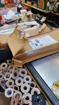 للتواصل 07771050090