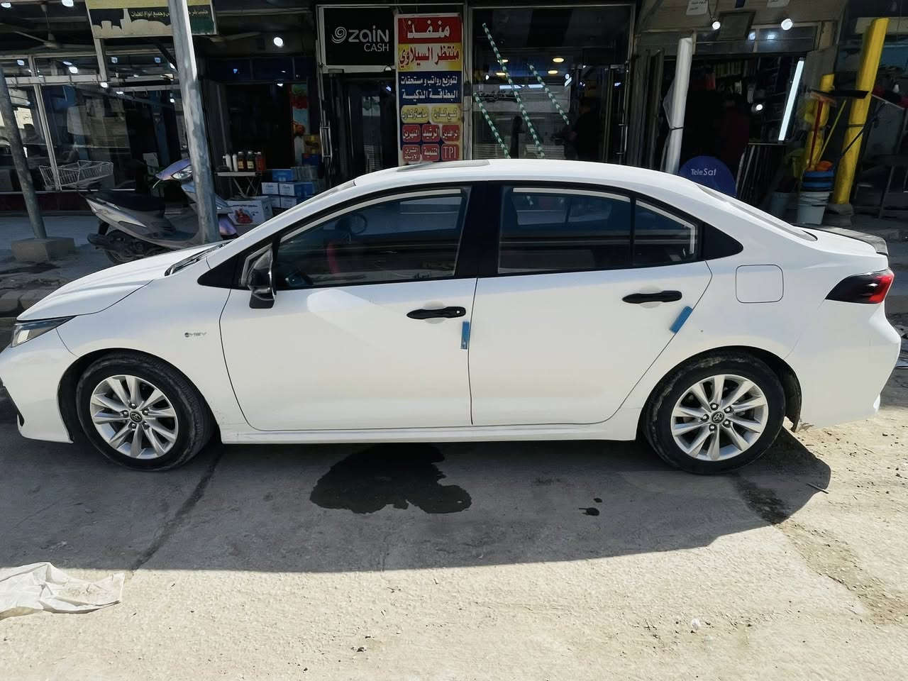 كورلا هايبرد 2024 شكل خليجي سياره مو حره يعني مطلوبه مصرف
ماشية19  الف رقم بغداد بسمي

فول مواصفات 

سياره مثل ما بل صور وحادثه بسيط 

السعر 120 وبيه مجال 

مكاني حله مركز 

***********

‭0772 486 2848‬
