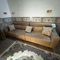 ديوان استقبال • ٨ نفرات • نظافتهن ٩٠٪