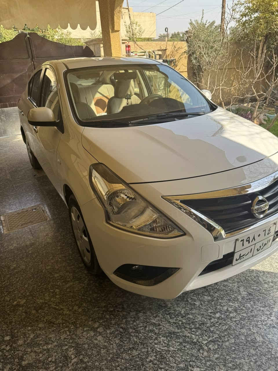 السلام عليكم 
نيسان سني للبيع موديل 2022 ماشية 18 الف فقط يعني سيارة اخت الزيرو 
مكفولة كفالة عامة من عدا طخة جدا بسيطة كما موضحة بالصور
السعر:  118 ورقة بيهة مجال بسيط جدا
للاستفسار الاتصال على الرقم ***********
