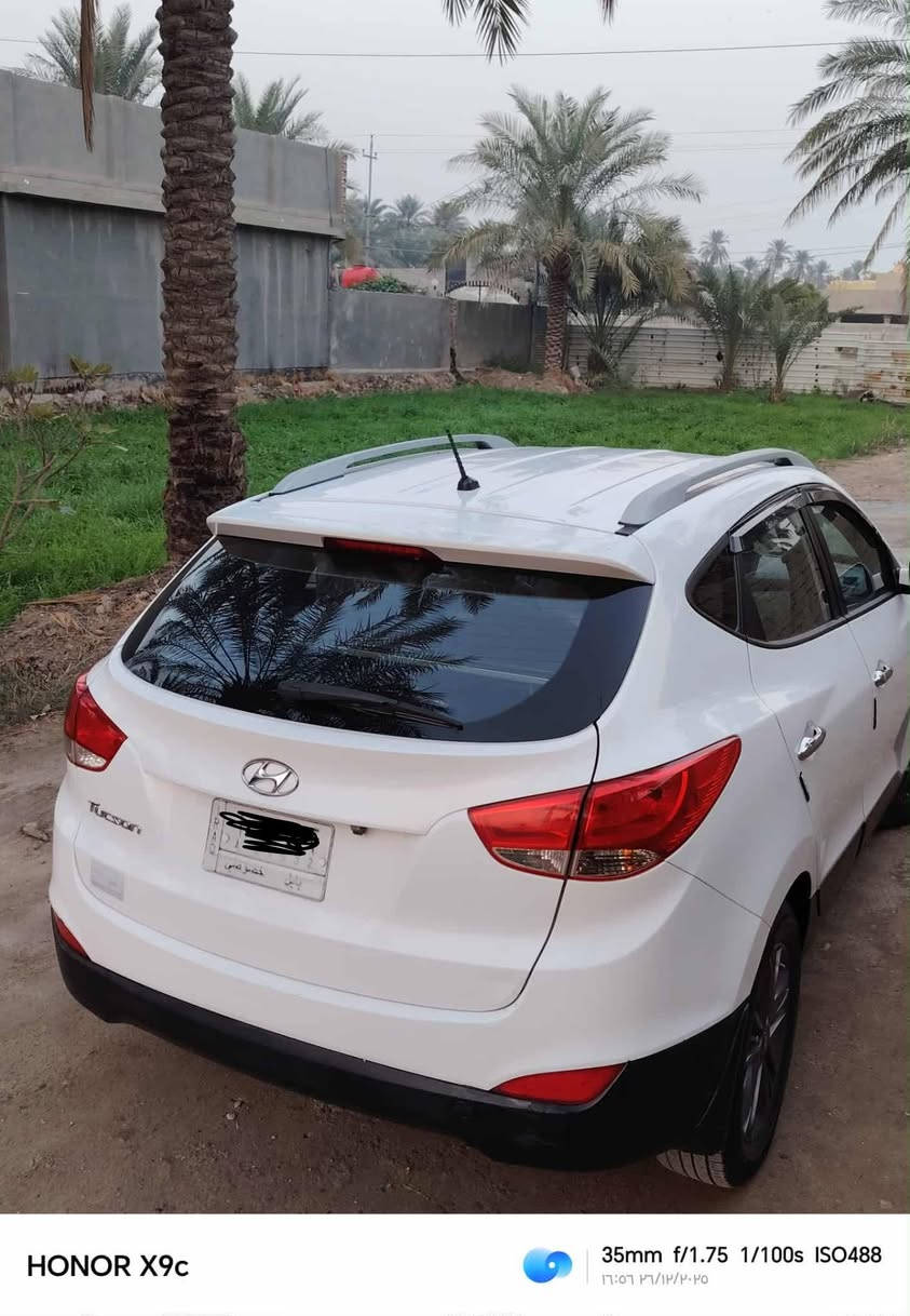 السلام عليكم 
توسان للبيع موديل2016 
خليجي رقم بابل
ربع جاملغ الامامي صبغ فقط
ترهم مراوس
الرقم***********/
***********
