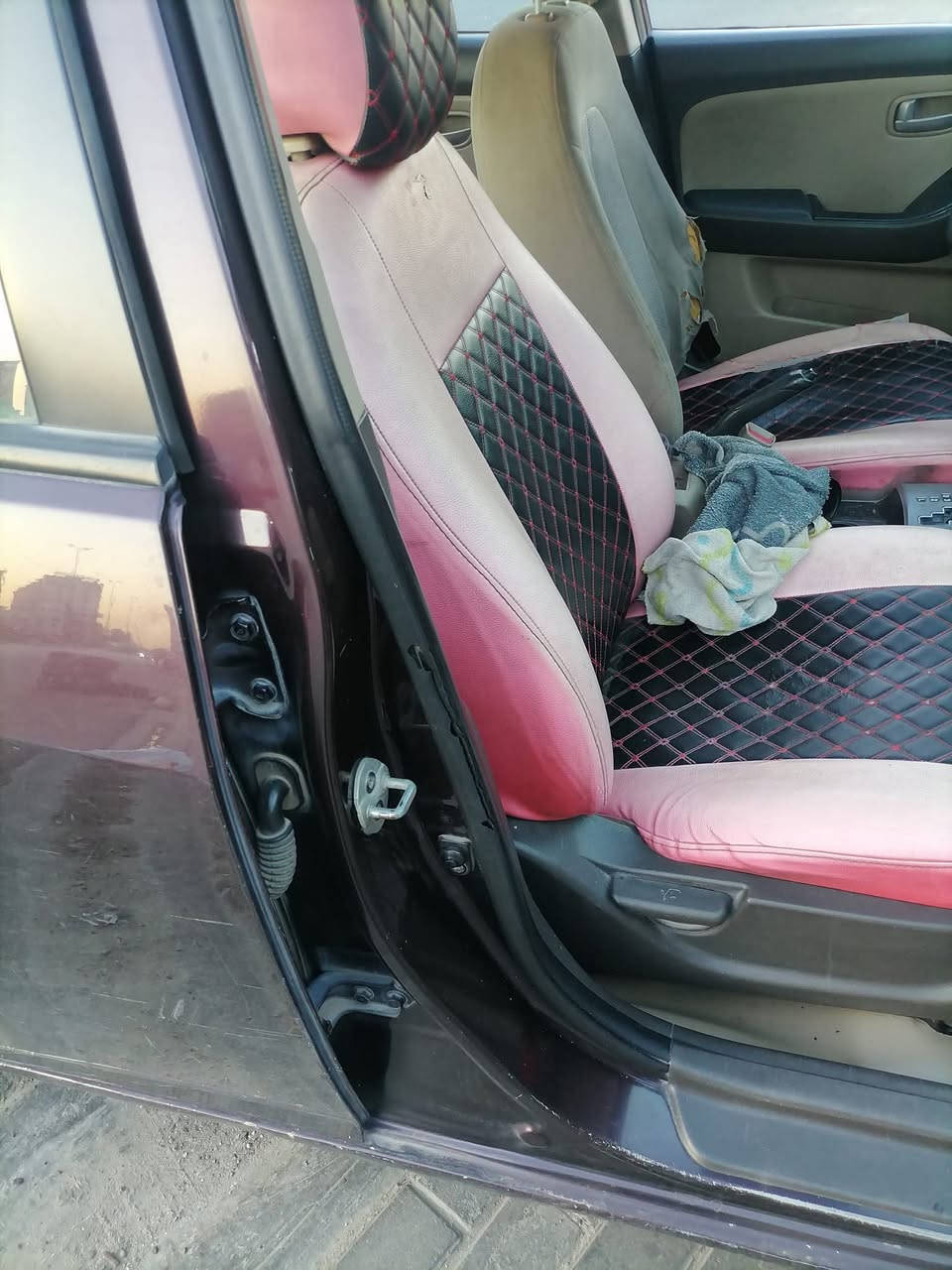 السلام عليكم ورحمة الله وبركاته الانتره ٢٠٠٨ بغداد باسمي تخم تاير كير جيدا اوتو خصوصي محرك ١٦٠٠ دكشن عالي شاشة وكامره رقم الموبايل *********** مراوس فقط باحدث إخوان ( رقم تم تبديل جديد)
