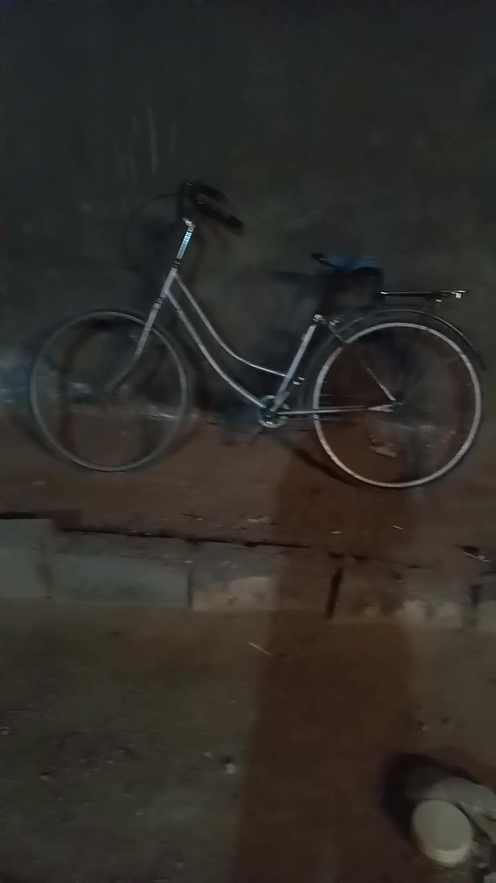 السلام عليكم بايسكل للبيع
بايسكل سعرة مناسب ٢٠ قفل
العنوان:كربلاء حي القدس 
الي يريدة يراسلني خاص


**إذا كنت صاحب هذا الإعلان وتريد حذفه لأي سبب، رجاءا أرسل رسالة إلى الدعم الفني**