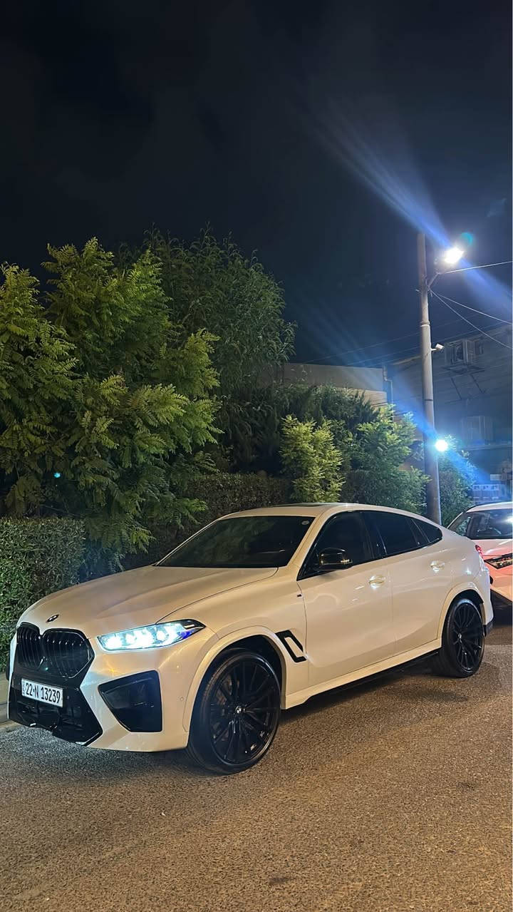 BMW x6 4.0i
2023 
Bas bonet boyaxa shanse bashart 
Erbag sukanu shane taqya 
Masafat full 
5 kamera 
Datasho 
Sanduq shaft 
4 tayay Nwe labna 
Service tazaya 
Hec masrafe tedanya 
Geru makena karabayat ba shart أربيل, العراق


**إذا كنت صاحب هذا الإعلان وتريد حذفه لأي سبب، رجاءا أرسل رسالة إلى الدعم الفني**