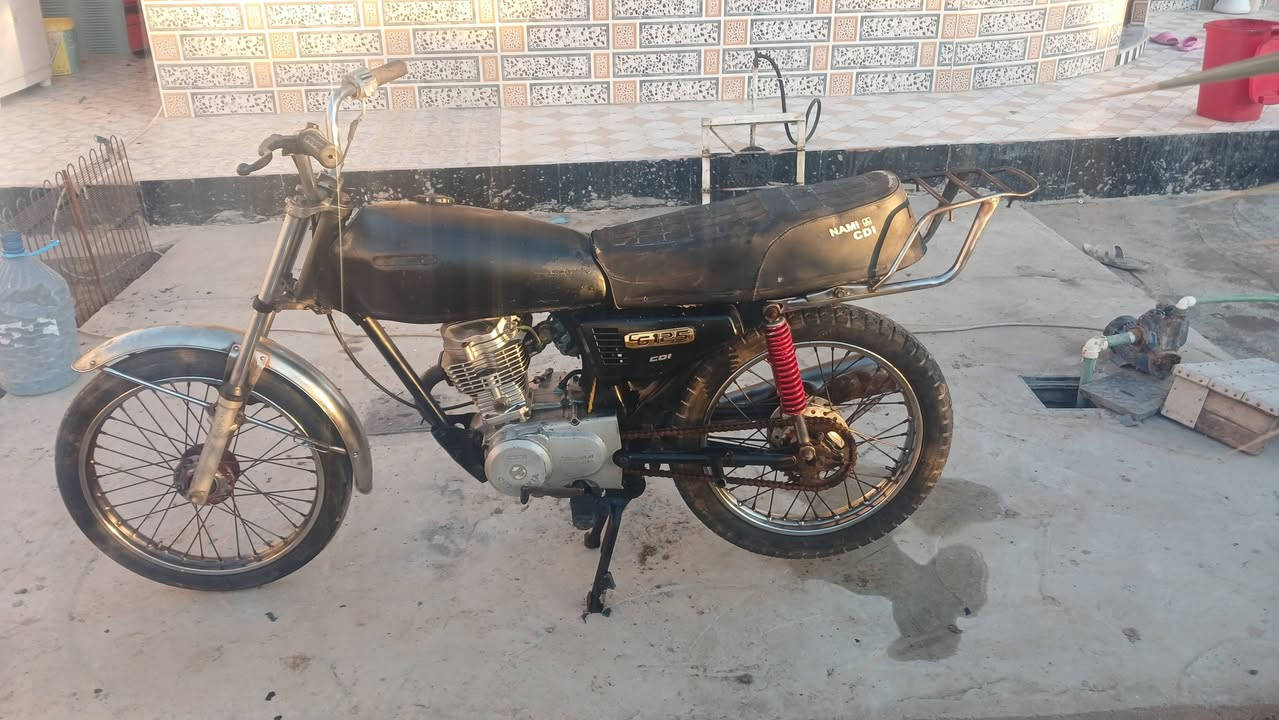 سلام عليكم للبيع دراجه  دوات مكفوله من سرقه  مكنه ناعمه   گلش  سعر 300  قفل  مکاني ابو خصيب  رقم الهاتف  ***********
