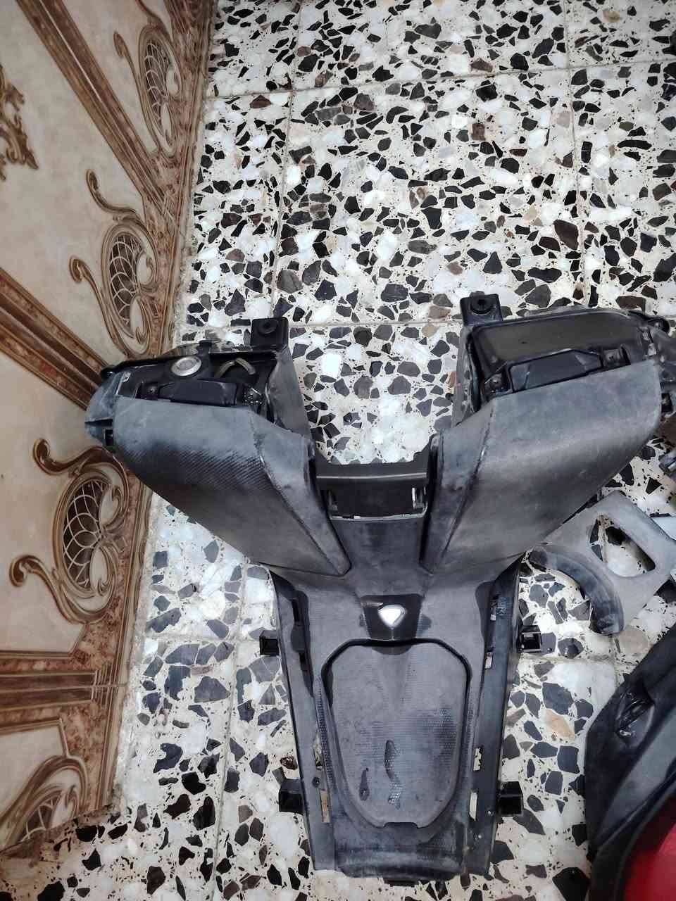 السلام عليكم
يتوفر جميع ادوات احتياطية ل فاز وال 010 و 0.11
جويتر
ضفيرة
راديتر
حساس انقلاب
ويالة
سوادات
جوزة
بصمات
عقل
والخ...
كلشي يخص الفاز والصفر ١٠ موجود 
*********** يوجد توصيل لكل المحافظات مجانا
