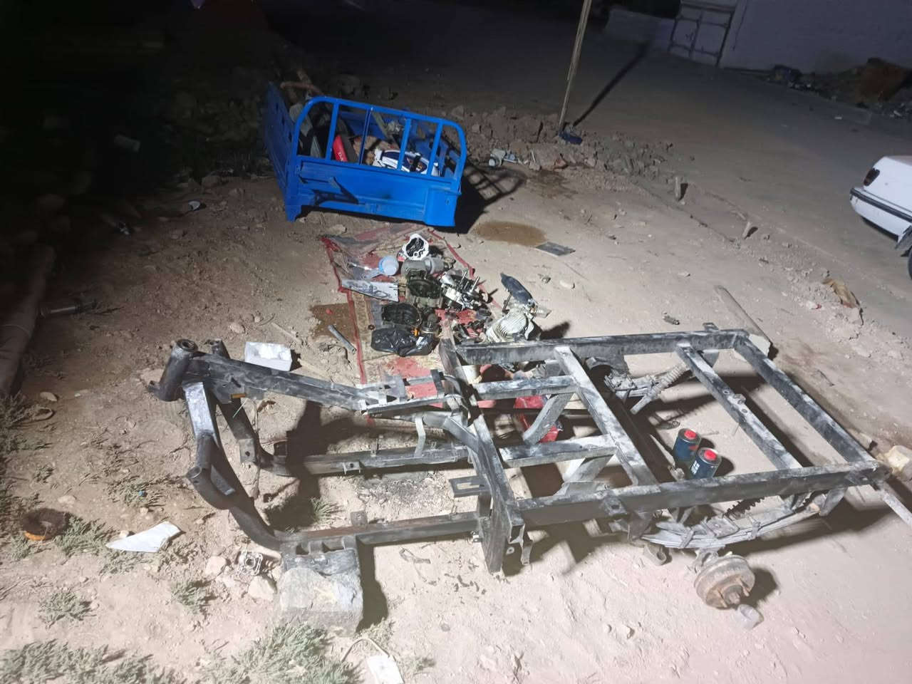 للبيع ستوته كامله مفصخه بيه لحيم بل ركبه  مكينه شغاله اوراق اصولي
سعر 850قفل شوف الفيديو للخير وراسلني لو تخابرني
رقمي*********** مكاني سوك الشيوخ مريضه لا تراسل
