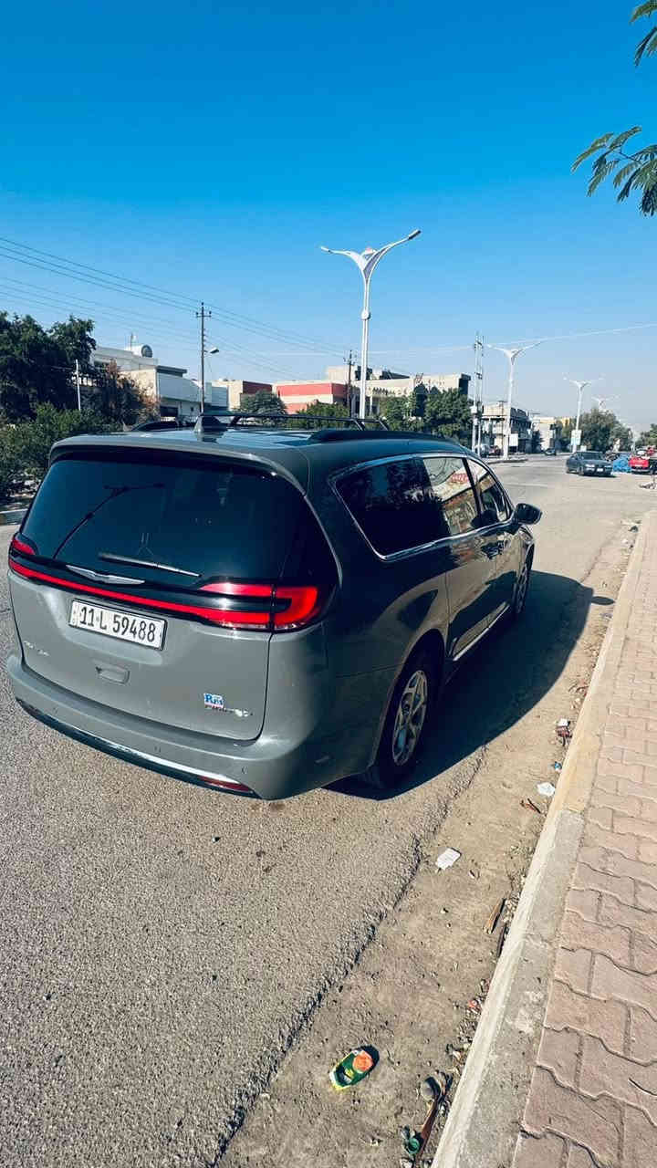 السلام عليكم
باسفيكا 2022 لمتد لون سمنتي
فول مواصفات
  حساس امامي خلفي 
مرايات كهرباء
4 كامرات 
مكنسه 
كشنات تدفاء تبريد 
كشنات كهرباء 
ابوب كهرباء
ماشيه 64
صور الحادث مرفقه
السعر280 
السياره رقم بغداد 
مكان السياره  كركوك 
للاستفسار واتساب _اتصال 
***********
