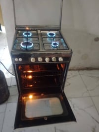 طباخ كوله شغال سعر 130 كاونتر تفصال مترين وسنك متر 250سنك وملحق130بيهن...