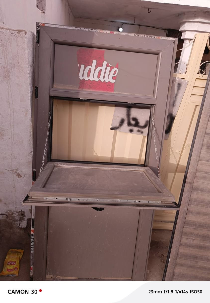 بيبان  نضيفات قياس وحده 1*210ولثانيه 260*127 العنوان حله حي العسكري شارع ٣٠


**إذا كنت صاحب هذا الإعلان وتريد حذفه لأي سبب، رجاءا أرسل رسالة إلى الدعم الفني**