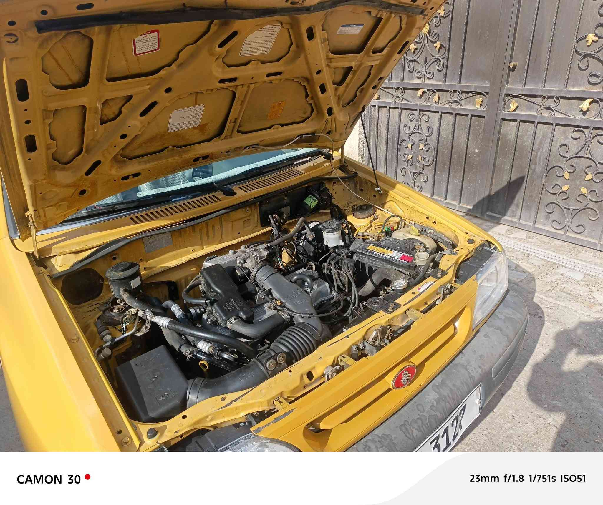 سلام عليكم سايبه موديل2011 سياره مكينه كير وحداديه وتخم تاير سنويه 2030 امصفره من كلشي سياره لا ضربه وتبديل وشواصي كفاله سياره جاهزه من كلشي السعر 29 وبيه مجال ***********
