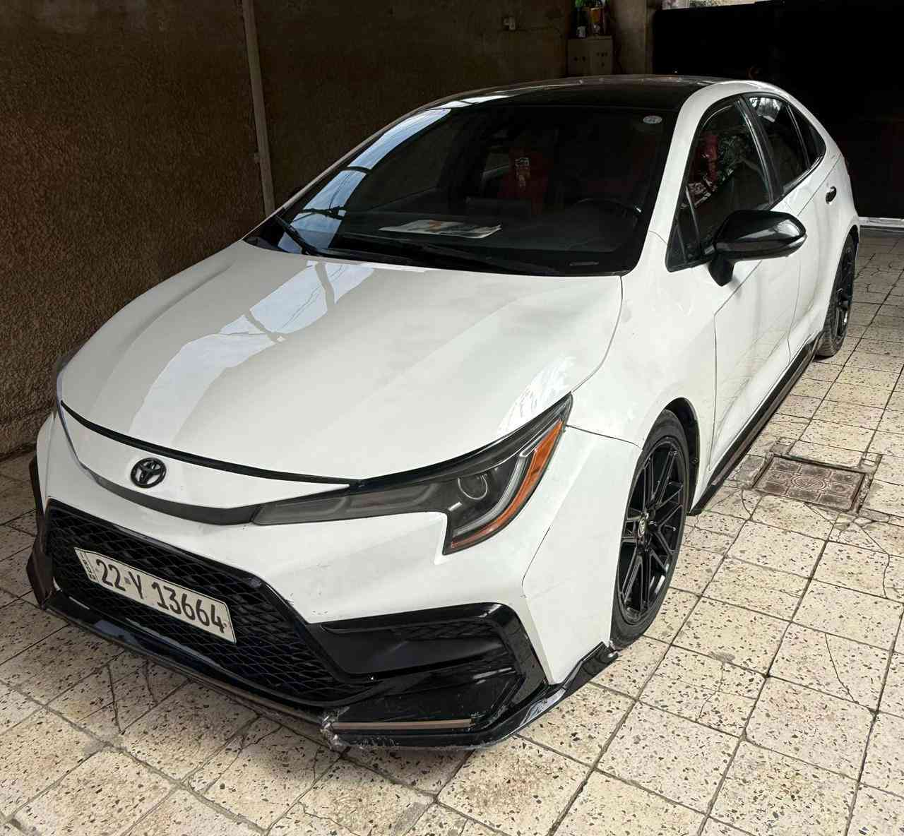 السلام عليكم 
بيع مستعجل 128 $ 
كورله وارد امريكي 
حادثها 3 قطع اماميه بدون دواخل 
موديل 2022 
مواصفات APEX 
تجي فول مواصفات عدا الفتحه 
قماره سوده بلاد 
ملاحضه اخوان 
( السياره بيها محلاضات لحيه اماميه مكسورة + طخه بسيطه بلجامغ الخلفي عايفها ع حطتها وبيها 3 رصعات بلقماره وموضحه بلصور ) 
للاستفسار *********** أبو فادي 
مكاني بغداد العامريه
